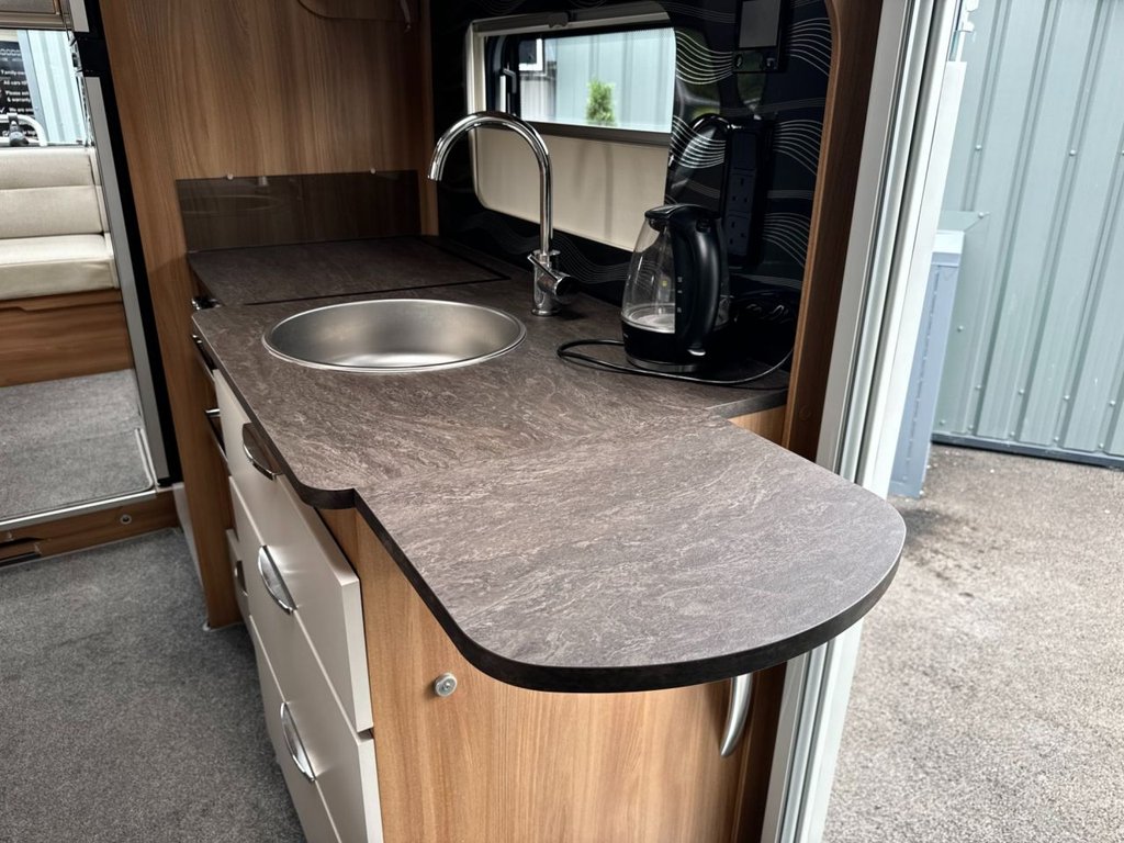 USED 2021 71 BAILEY AUTOGRAPH 81-6 2.2  TOTALLY AS NEW CONDITION