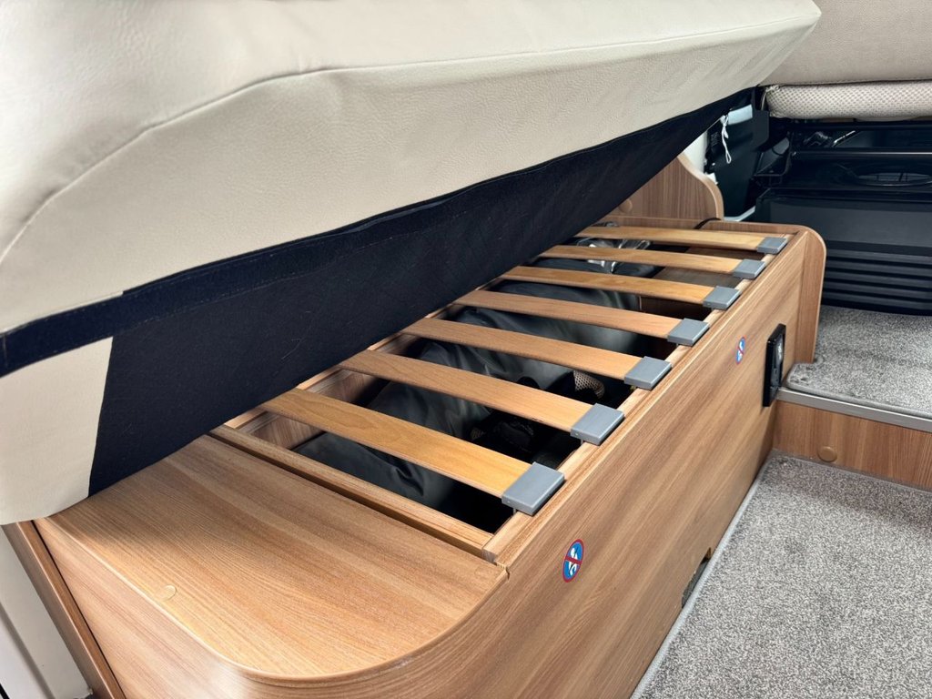 USED 2021 71 BAILEY AUTOGRAPH 81-6 2.2  TOTALLY AS NEW CONDITION