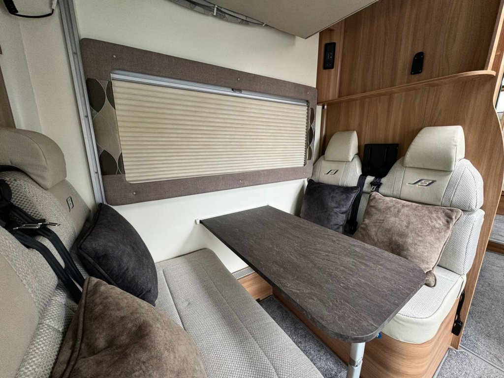 USED 2021 71 BAILEY AUTOGRAPH 81-6 2.2  TOTALLY AS NEW CONDITION