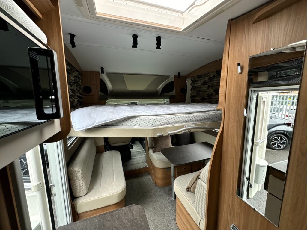 USED 2021 71 BAILEY AUTOGRAPH 81-6 2.2  TOTALLY AS NEW CONDITION