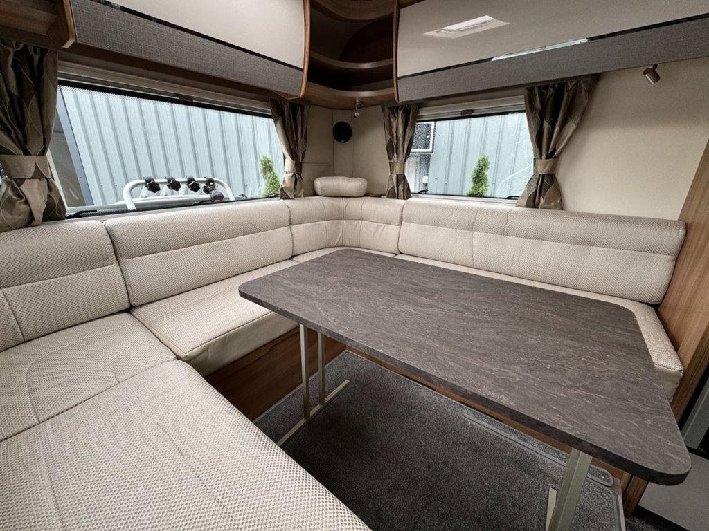 USED 2021 71 BAILEY AUTOGRAPH 81-6 2.2  TOTALLY AS NEW CONDITION