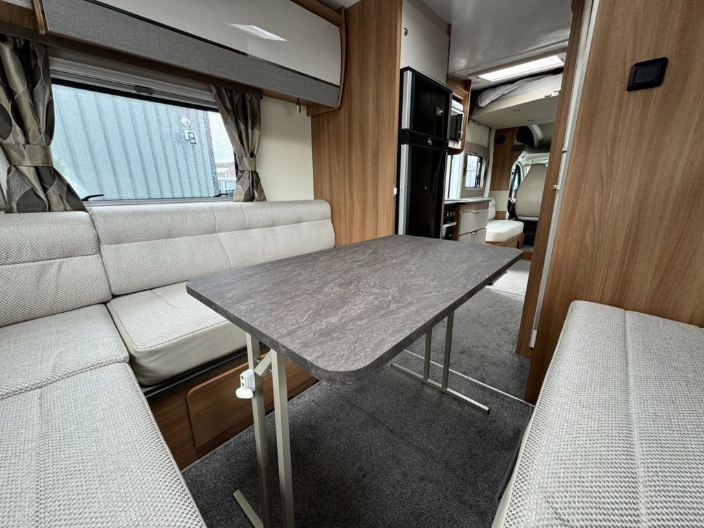 USED 2021 71 BAILEY AUTOGRAPH 81-6 2.2  TOTALLY AS NEW CONDITION