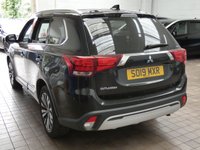 USED 2019 19 MITSUBISHI OUTLANDER 2.0 EXCEED 5d 148 BHP APP SAT NAV LEATHER HEATED SEATS 360 CAMERA CRUISE CONTROL PARKING SENSORS 1 OWNER EXCELLENT SERVICE HISTORY MITSUBISHI WARRANTY TILL AUG 2024