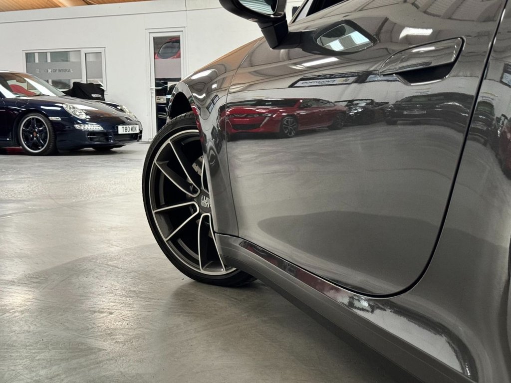 USED 2021 71 PORSCHE 911 3.0 TARGA 4S 2d 444 BHP STUNNING 1 OWNER TARGA 4S