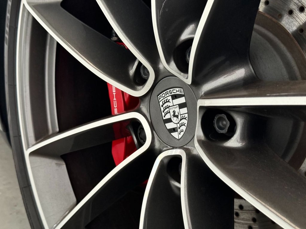 USED 2021 71 PORSCHE 911 3.0 TARGA 4S 2d 444 BHP STUNNING 1 OWNER TARGA 4S