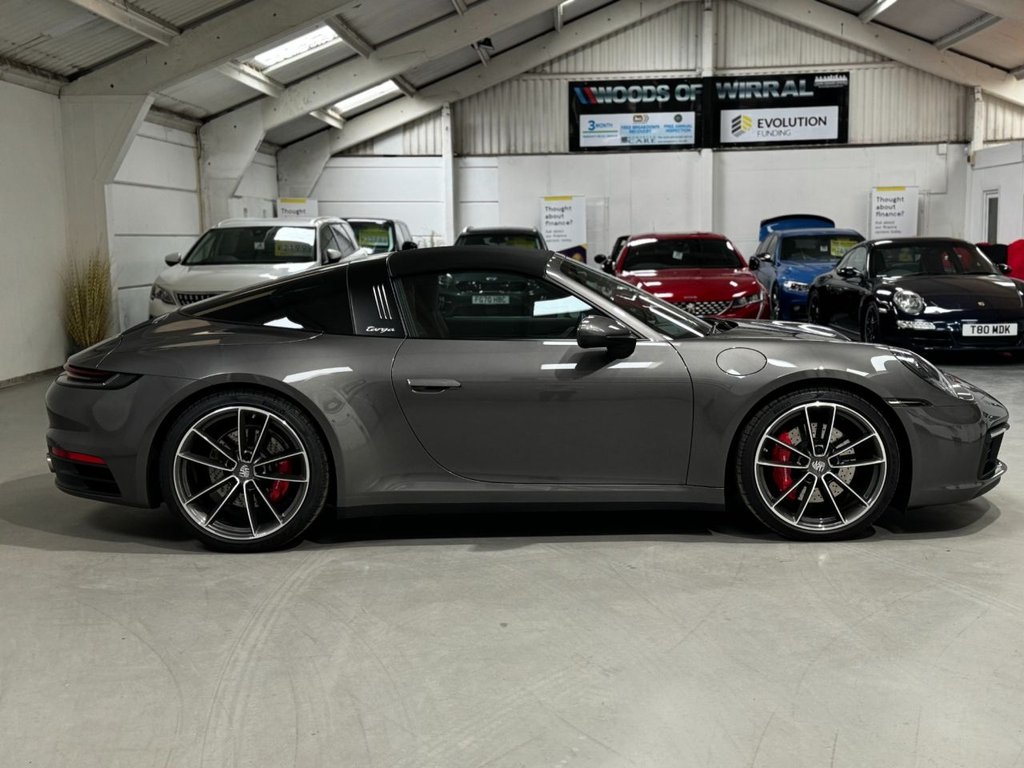 USED 2021 71 PORSCHE 911 3.0 TARGA 4S 2d 444 BHP STUNNING 1 OWNER TARGA 4S