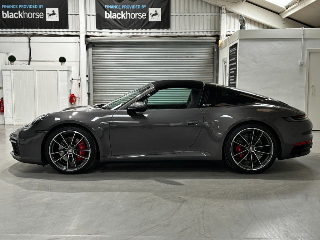 USED 2021 71 PORSCHE 911 3.0 TARGA 4S 2d 444 BHP STUNNING 1 OWNER TARGA 4S