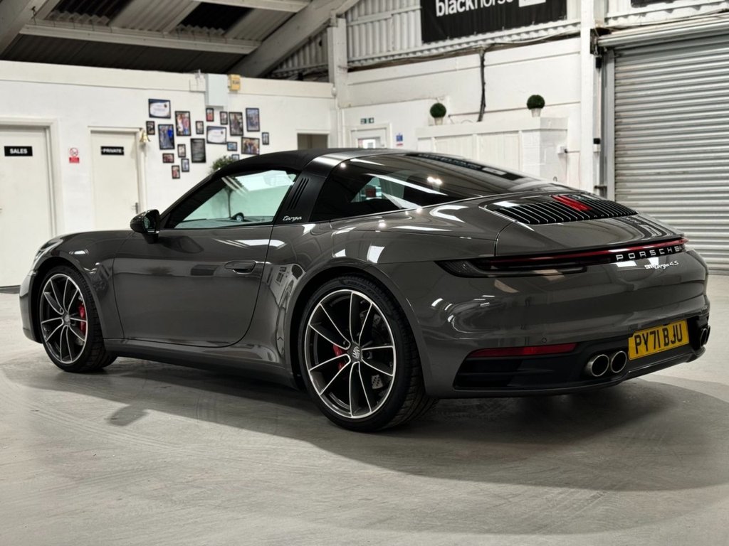 USED 2021 71 PORSCHE 911 3.0 TARGA 4S 2d 444 BHP STUNNING 1 OWNER TARGA 4S