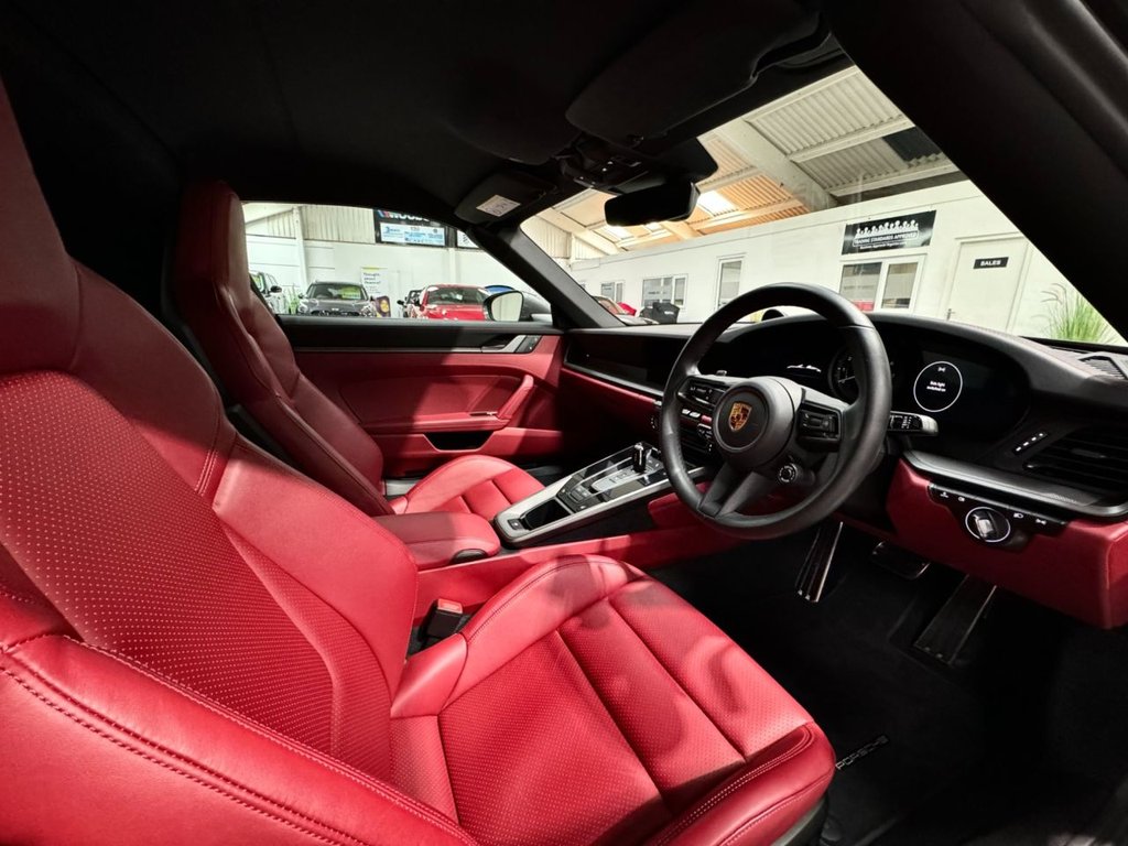 USED 2021 71 PORSCHE 911 3.0 TARGA 4S 2d 444 BHP STUNNING 1 OWNER TARGA 4S