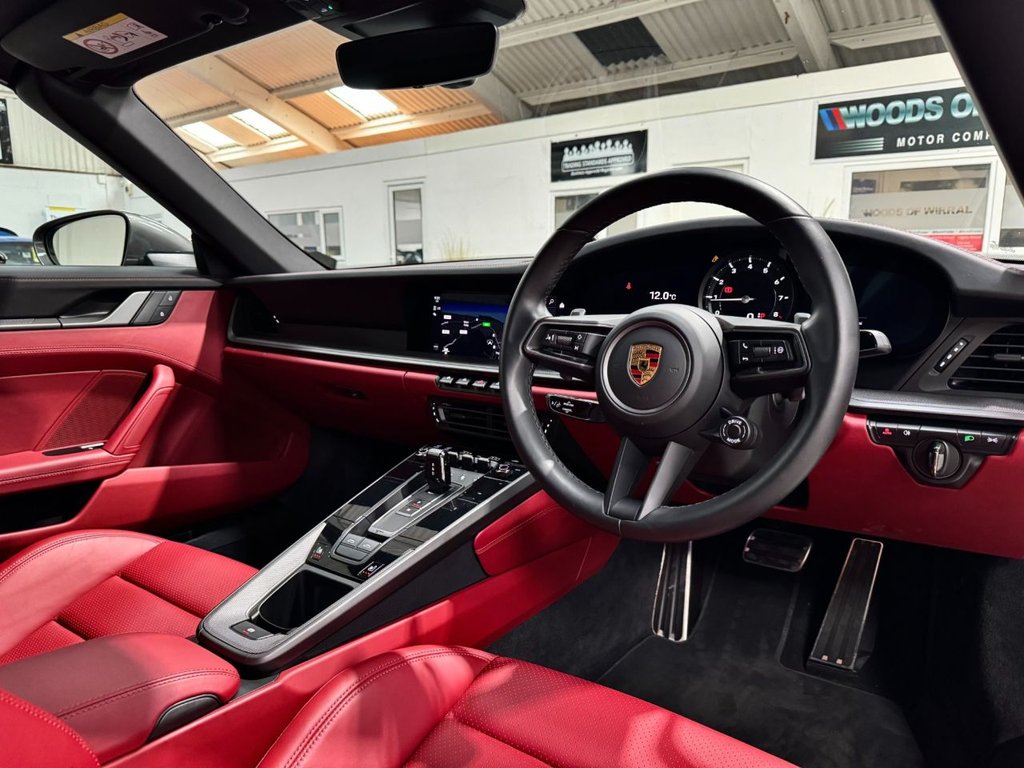 USED 2021 71 PORSCHE 911 3.0 TARGA 4S 2d 444 BHP STUNNING 1 OWNER TARGA 4S