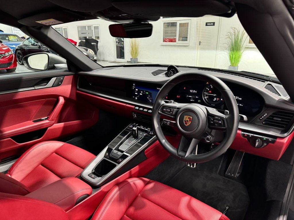 USED 2021 71 PORSCHE 911 3.0 TARGA 4S 2d 444 BHP STUNNING 1 OWNER TARGA 4S