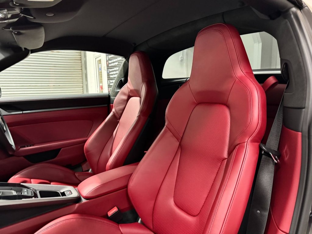 USED 2021 71 PORSCHE 911 3.0 TARGA 4S 2d 444 BHP STUNNING 1 OWNER TARGA 4S