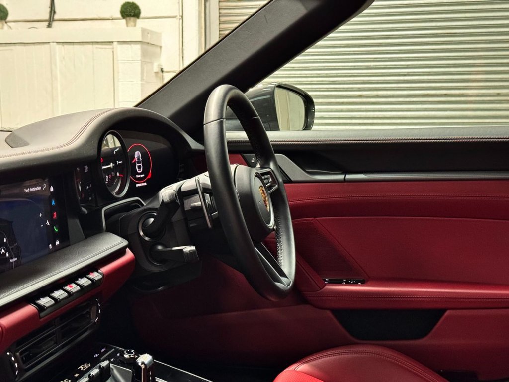 USED 2021 71 PORSCHE 911 3.0 TARGA 4S 2d 444 BHP STUNNING 1 OWNER TARGA 4S