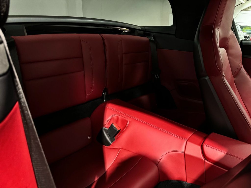 USED 2021 71 PORSCHE 911 3.0 TARGA 4S 2d 444 BHP STUNNING 1 OWNER TARGA 4S