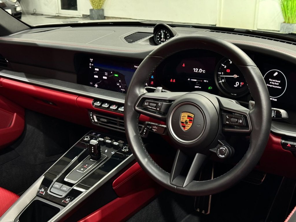 USED 2021 71 PORSCHE 911 3.0 TARGA 4S 2d 444 BHP STUNNING 1 OWNER TARGA 4S