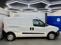 USED 2015 65 VAUXHALL COMBO 1.3 CDTi 2300 ecoFLEX 16v Panel Van 3dr Diesel Manual FWD L2 H1 (s/s) (129 g/km, 89 bhp) DualSideDoors,P.Sensors,1Owner