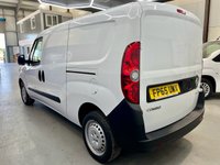 USED 2015 65 VAUXHALL COMBO 1.3 CDTi 2300 ecoFLEX 16v Panel Van 3dr Diesel Manual FWD L2 H1 (s/s) (129 g/km, 89 bhp) DualSideDoors,P.Sensors,1Owner