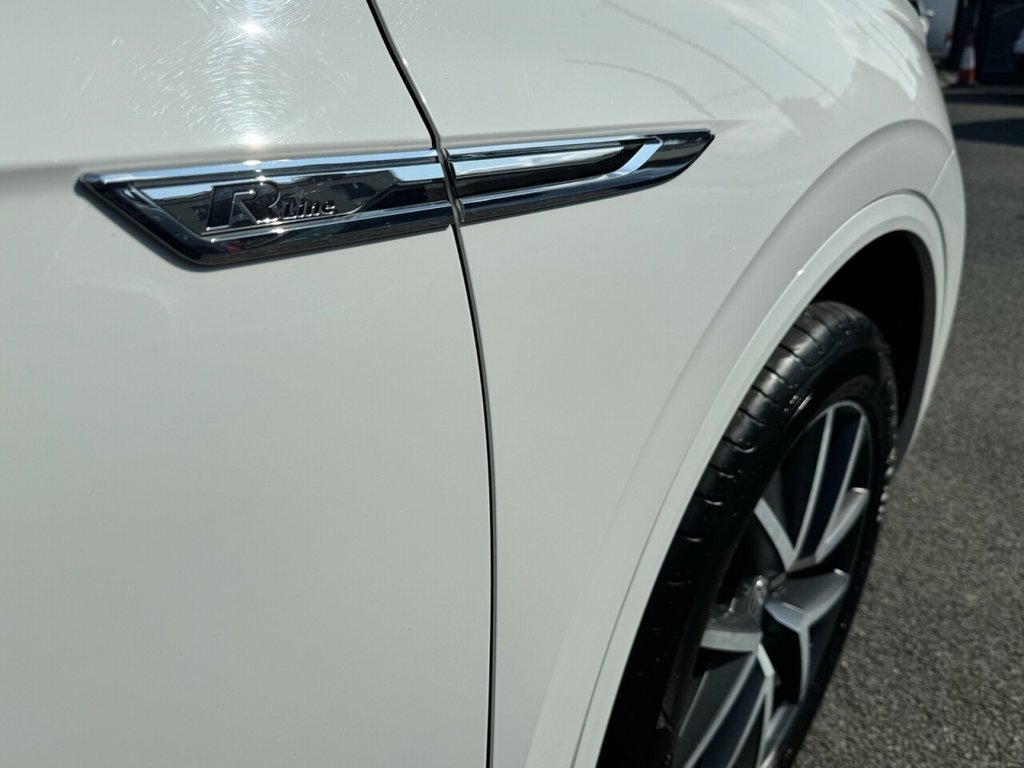 USED 2019 VOLKSWAGEN TOUAREG 3.0 V6 R-LINE TDI 5d 282 BHP PARKING CAM /SAT NAV/ LEATHER SEATS