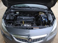 USED 2010 60 VAUXHALL ASTRA 1.6 SRI 5d 113 BHP www.suffolkcarcentre.co.uk - Located at Ilketshall