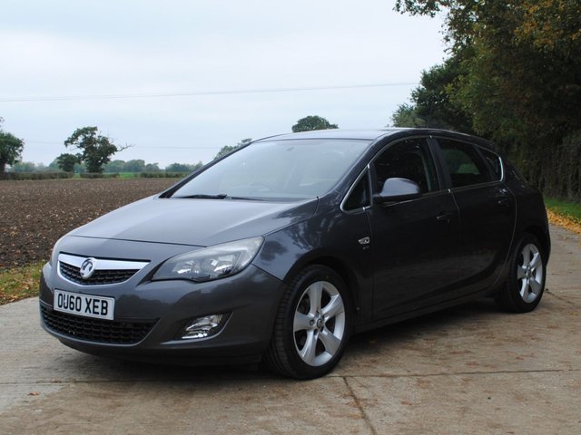 2010 60 Vauxhall Astra 1.6 SRI 5d 113 BHP