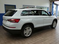 USED 2021 70 SKODA KODIAQ 1.5 SE L TSI 5d 148 BHP 7 SEATS SAT NAV PART LEATHER INTERIOR HEATED SEATS PARKING SENSORS 1 OWNER SERVICE HISTORY 6 MONTHS GOLD WARRANTY