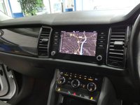USED 2021 70 SKODA KODIAQ 1.5 SE L TSI 5d 148 BHP 7 SEATS SAT NAV PART LEATHER INTERIOR HEATED SEATS PARKING SENSORS 1 OWNER SERVICE HISTORY 6 MONTHS GOLD WARRANTY