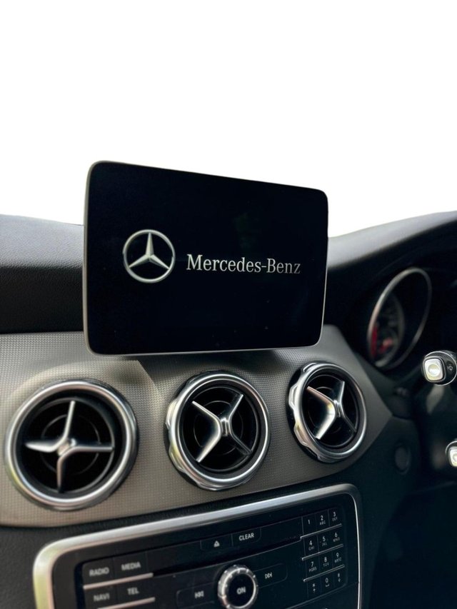 2020 Mercedes-Benz GLA-CLASS - Photo 10