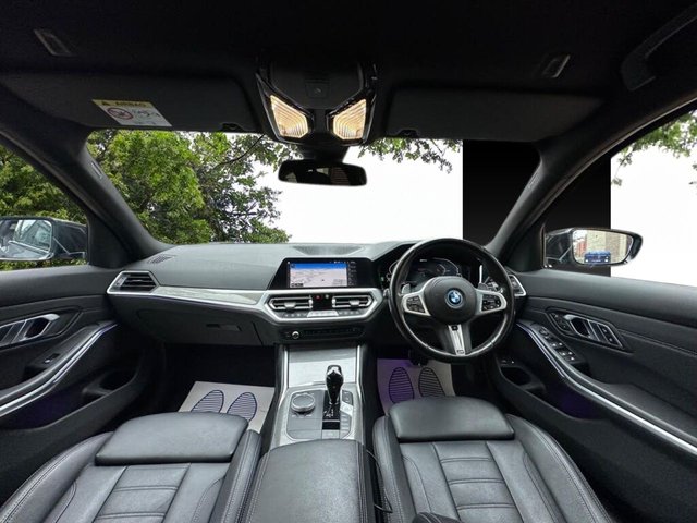 2020 BMW 3 SERIES - Photo 4