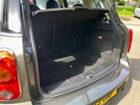 USED 2013 13 MINI COUNTRYMAN 1.6 COOPER 5d 122 BHP ULEZ Compliant Automatic Countyrman With Service History And Over &pound;6000 Of Optional Equipment !
