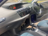USED 2017 17 CITROEN C4 PICASSO 1.2 PURETECH FEEL S/S 5d 129 BHP * SATNAV *   REVERSE CAMERA * MASSAGE SEATS