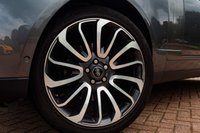 USED 2019 69 LAND ROVER RANGE ROVER 3.0L SDV6 VOGUE SE 5d AUTO 272 BHP Pan Roof/22's/Black Pack