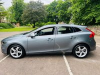 USED 2015 65 VOLVO V40 2.0 D2 R-DESIGN NAV 5d EURO 6 118 BHP LOW MILES+LEATHER+SAT NAV+ULEZ