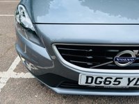 USED 2015 65 VOLVO V40 2.0 D2 R-DESIGN NAV 5d EURO 6 118 BHP LOW MILES+LEATHER+SAT NAV+ULEZ