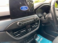 USED 2019 19 FORD FOCUS ACTIVE 1.5 X 5d 148 BHP HEATED FRONT HALF LEATHER SEATS