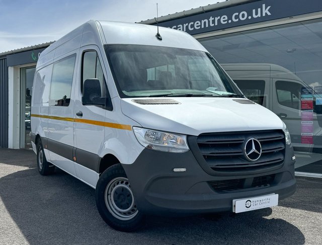 2019 19 Mercedes-Benz Sprinter 2.1 316 CDI 161 BHP 3.5T L2 H2 8 SEATER WELFARE VAN 