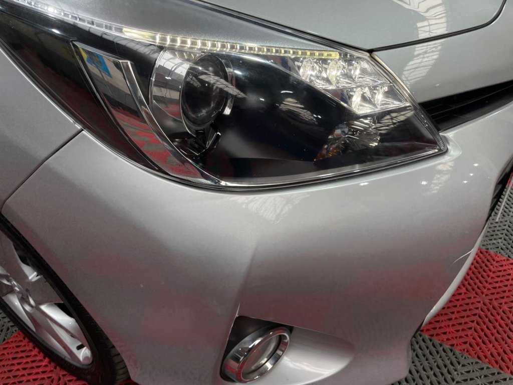USED 2012 62 TOYOTA YARIS 1.5 T SPIRIT HYBRID  5d 75 BHP PANORAMIC ROOF+NAV+REAR CAMERA