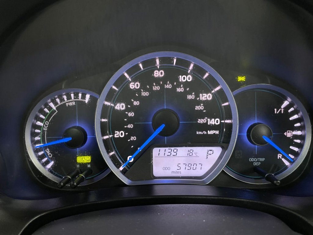 USED 2012 62 TOYOTA YARIS 1.5 T SPIRIT HYBRID  5d 75 BHP PANORAMIC ROOF+NAV+REAR CAMERA