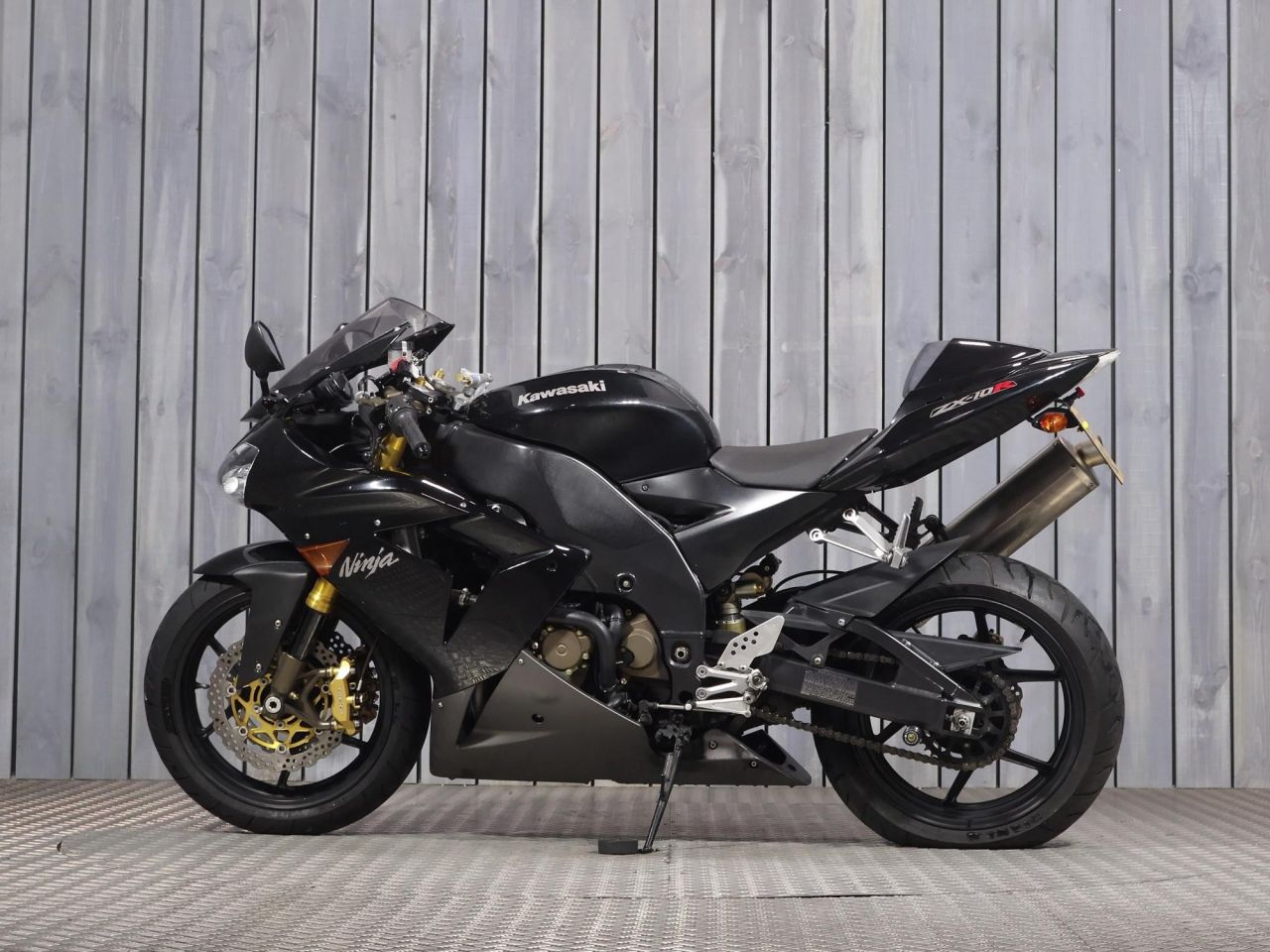 ブラックM カワサキ（KAWASAKI）2005年 Ninja ZX-10R・カラーチェンジの