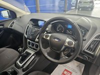 USED 2011 11 FORD FOCUS 1.6 Zetec Hatchback 5dr Petrol Manual Euro 5 (105 ps) DAB Radio, Bluetooth, Air Conditioning