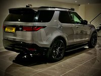 USED 2021 21 LAND ROVER DISCOVERY 3.0L SE MHEV 0d AUTO 296 BHP 22â ALLOYS SIDE STEPS BLACK PACK