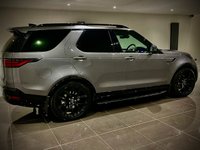 USED 2021 21 LAND ROVER DISCOVERY 3.0L SE MHEV 0d AUTO 296 BHP 22â ALLOYS SIDE STEPS BLACK PACK