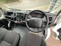 USED 2020 20 PEUGEOT BOXER 2.2 BLUEHDI 335 L2H2 PROFESSIONAL Temperature Controlled Refrigerated Panel Van 139 BHP GAH fridge unit, overnight standby