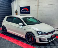 USED 2013 63 VOLKSWAGEN GOLF 2.0 GTI PERFORMANCE 3d 227 BHP 