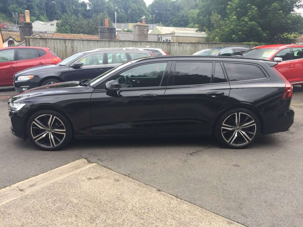 USED 2019 19 VOLVO V60 2.0 D4 R-DESIGN PRO 5d 188 BHP GREAT VALUE V60 R DESIGN
