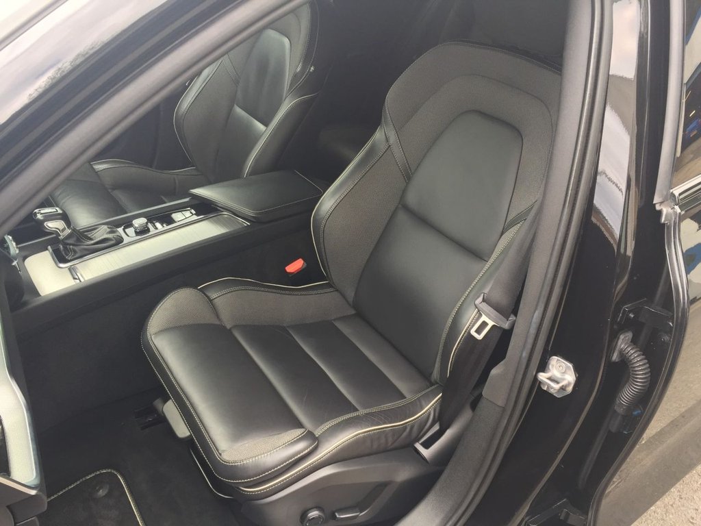 USED 2019 19 VOLVO V60 2.0 D4 R-DESIGN PRO 5d 188 BHP GREAT VALUE V60 R DESIGN