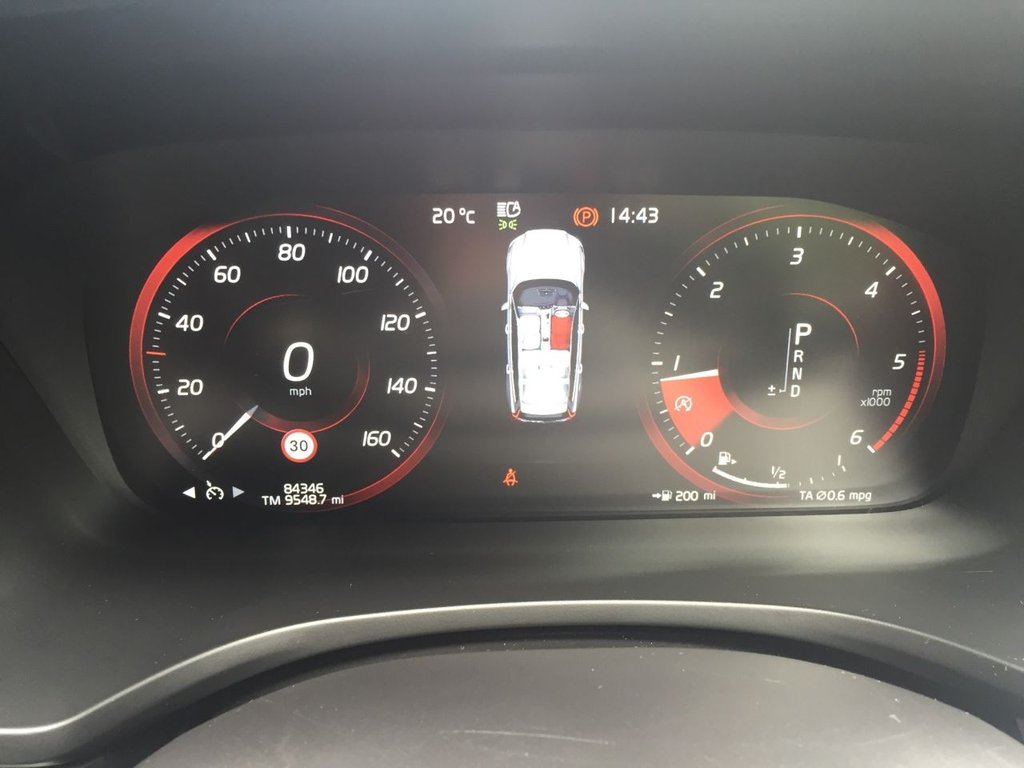 USED 2019 19 VOLVO V60 2.0 D4 R-DESIGN PRO 5d 188 BHP GREAT VALUE V60 R DESIGN