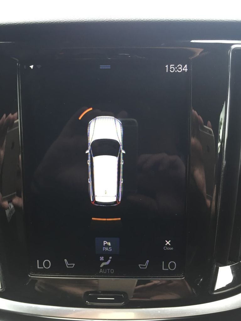 USED 2019 19 VOLVO V60 2.0 D4 R-DESIGN PRO 5d 188 BHP GREAT VALUE V60 R DESIGN