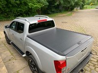 USED 2020 70 NISSAN NAVARA 2.3 DCI TEKNA SHR DCB 188 BHP 2020/70reg NISSAN NAVARA TEKNA DOUBLE-CAB PICK UP TRUCK - 2.3 DIESEL - AUTOMATIC - 1 OWNER FROM BRAND NEW - FULL SERVICE HISTORY - FULL HEATED LEATHER - SATELLITE NAVIGATION  - ROLLER SHUTTER BACK - TOW PACK