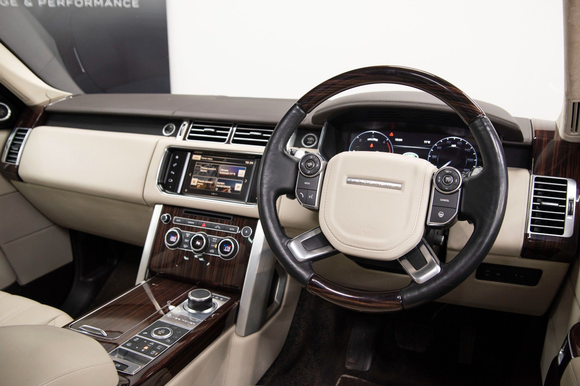 USED 2016 10 LAND ROVER RANGE ROVER 3.0 TDV6 AUTOBIOGRAPHY 