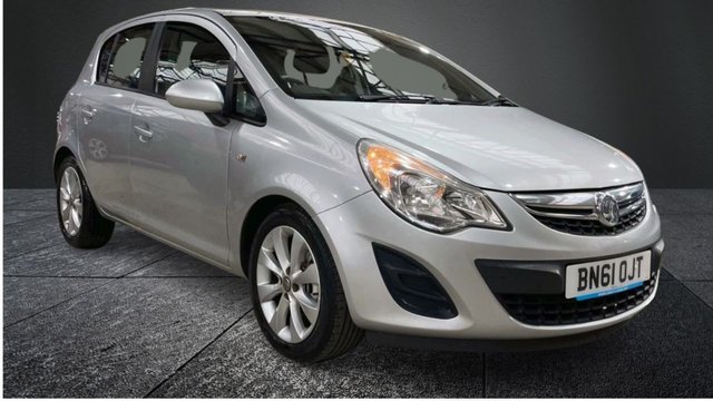 2011 61 Vauxhall Corsa 1.2 EXCLUSIV AC 5d 83 BHP